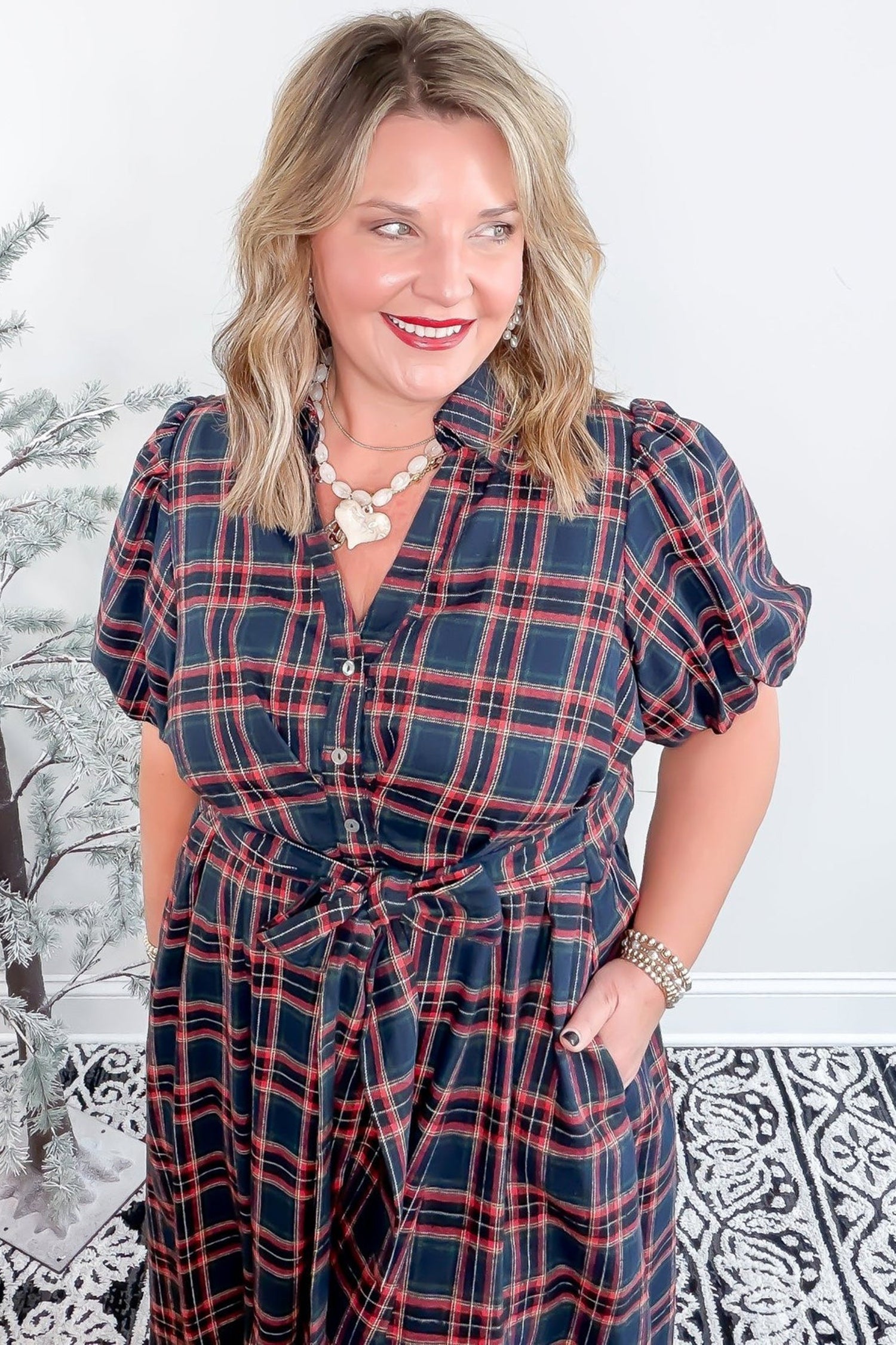 Black Plaid V Neck Short Sleeve Belted Waist Long Casual Dress
