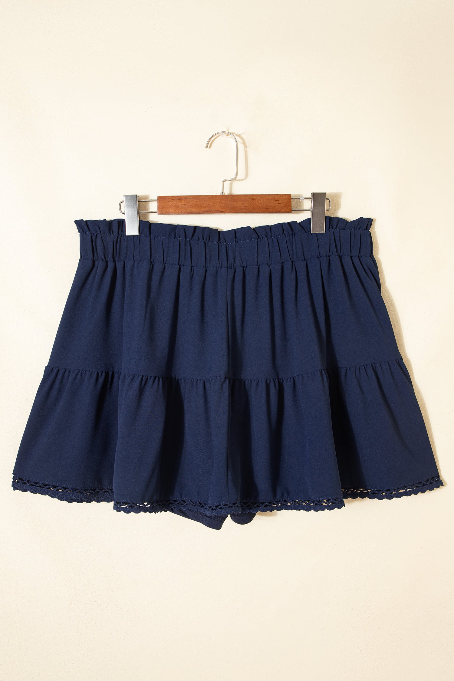 Black Plus Size Frilled Elastic Waist Lace Trim Boho Ruffled Shorts