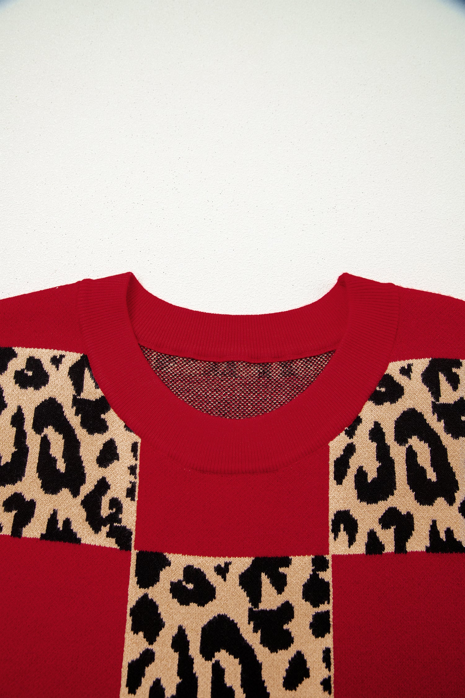 Green Plus Size Leopard Contrasted Checkered Short Sleeve Sweater