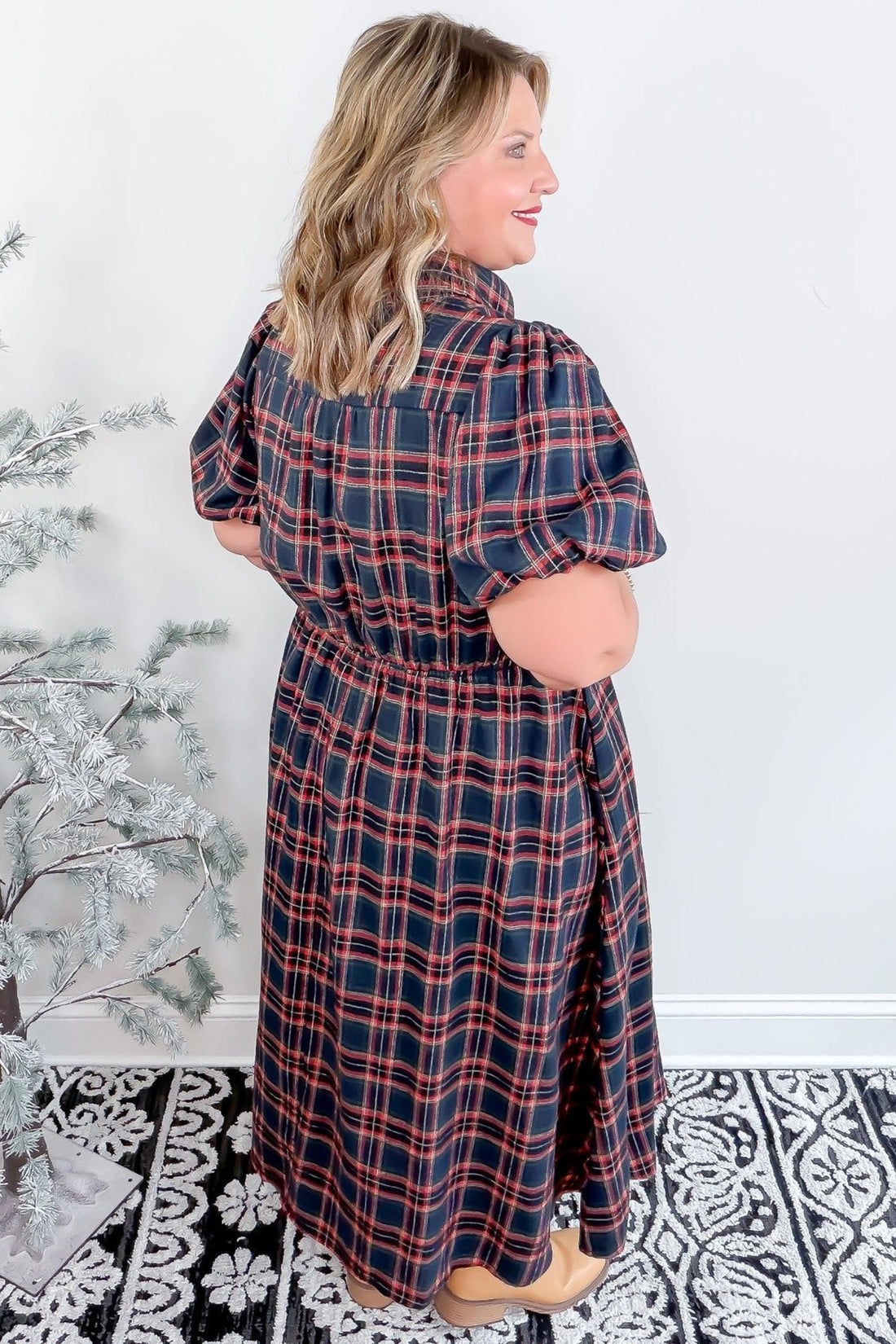 Black Plaid V Neck Short Sleeve Belted Waist Long Casual Dress