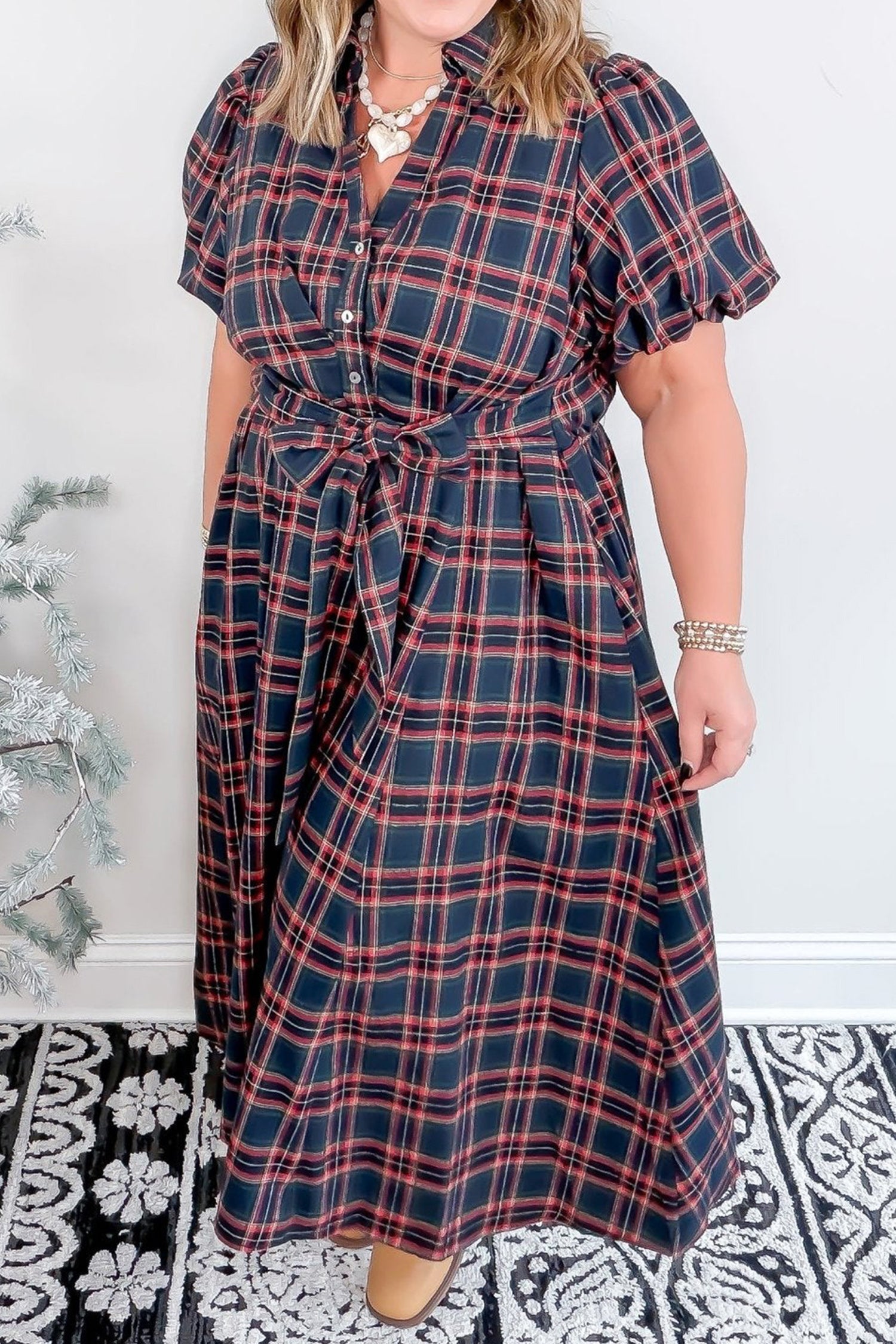 Black Plaid V Neck Short Sleeve Belted Waist Long Casual Dress