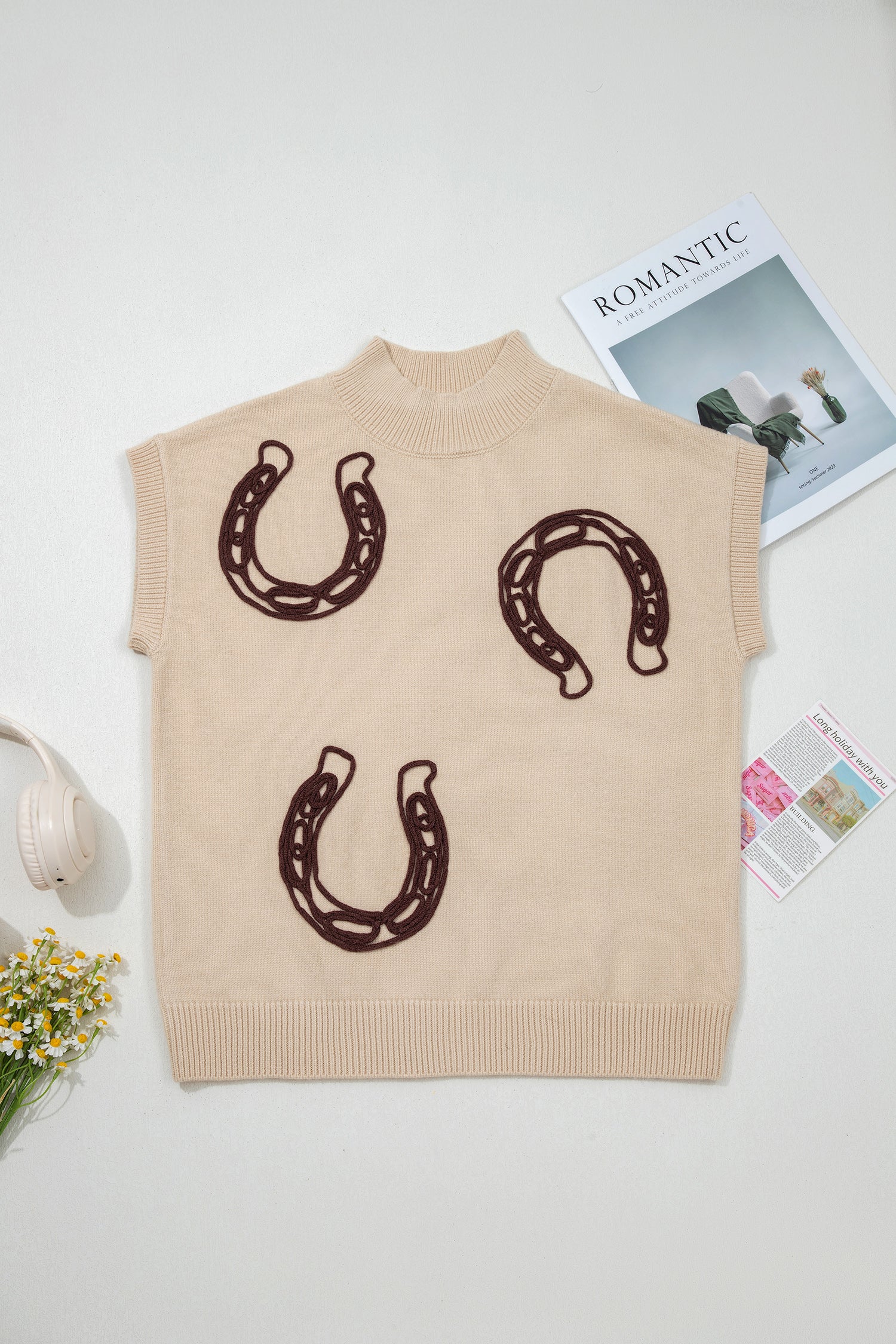 Bright Green Corded Horseshoes Ribbed Trim Mock Neck Short Sleeve Sweater