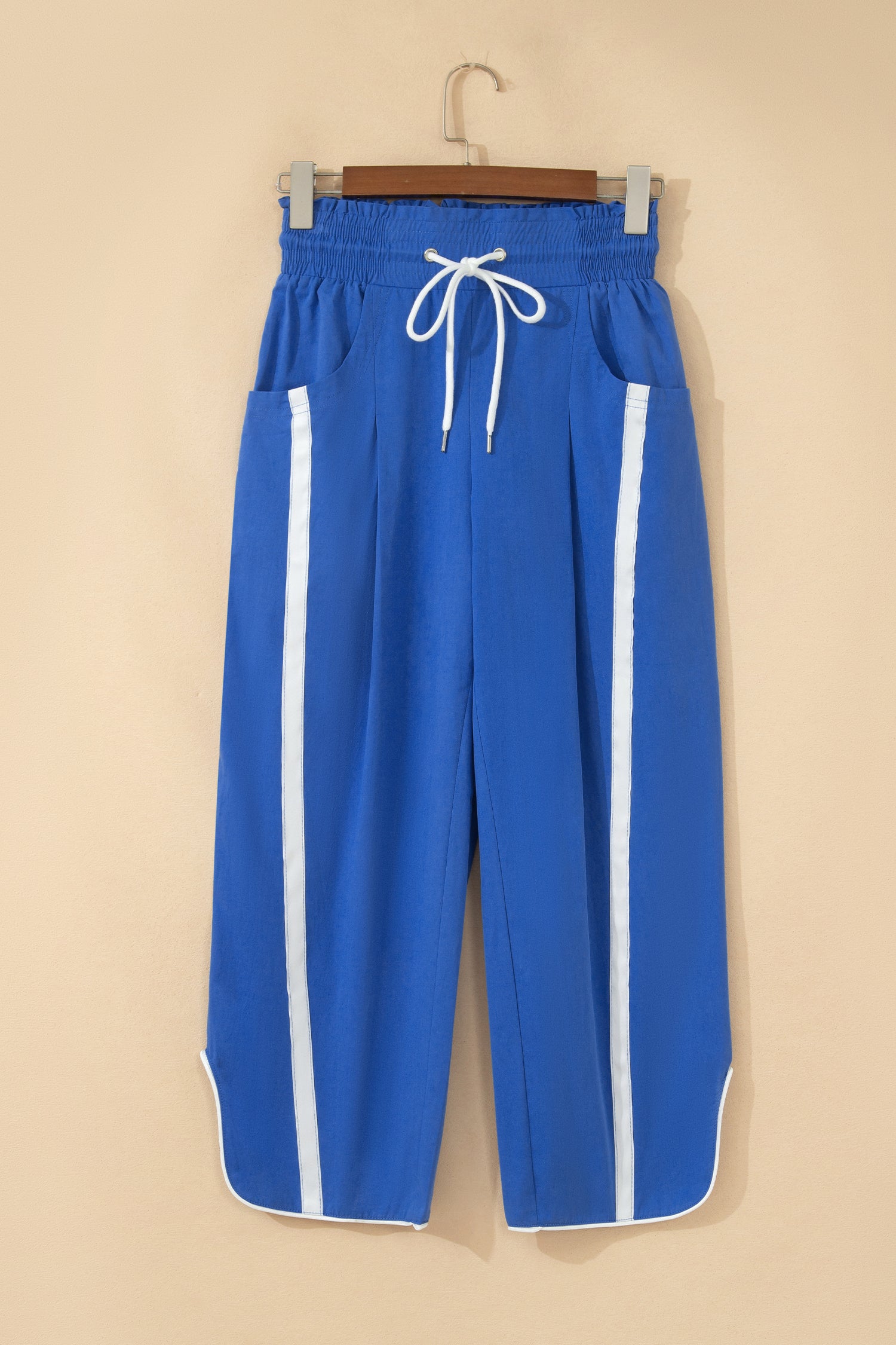 Bright Green Contrast Striped Smocked Waist Drawstring Cropped Casual Pants